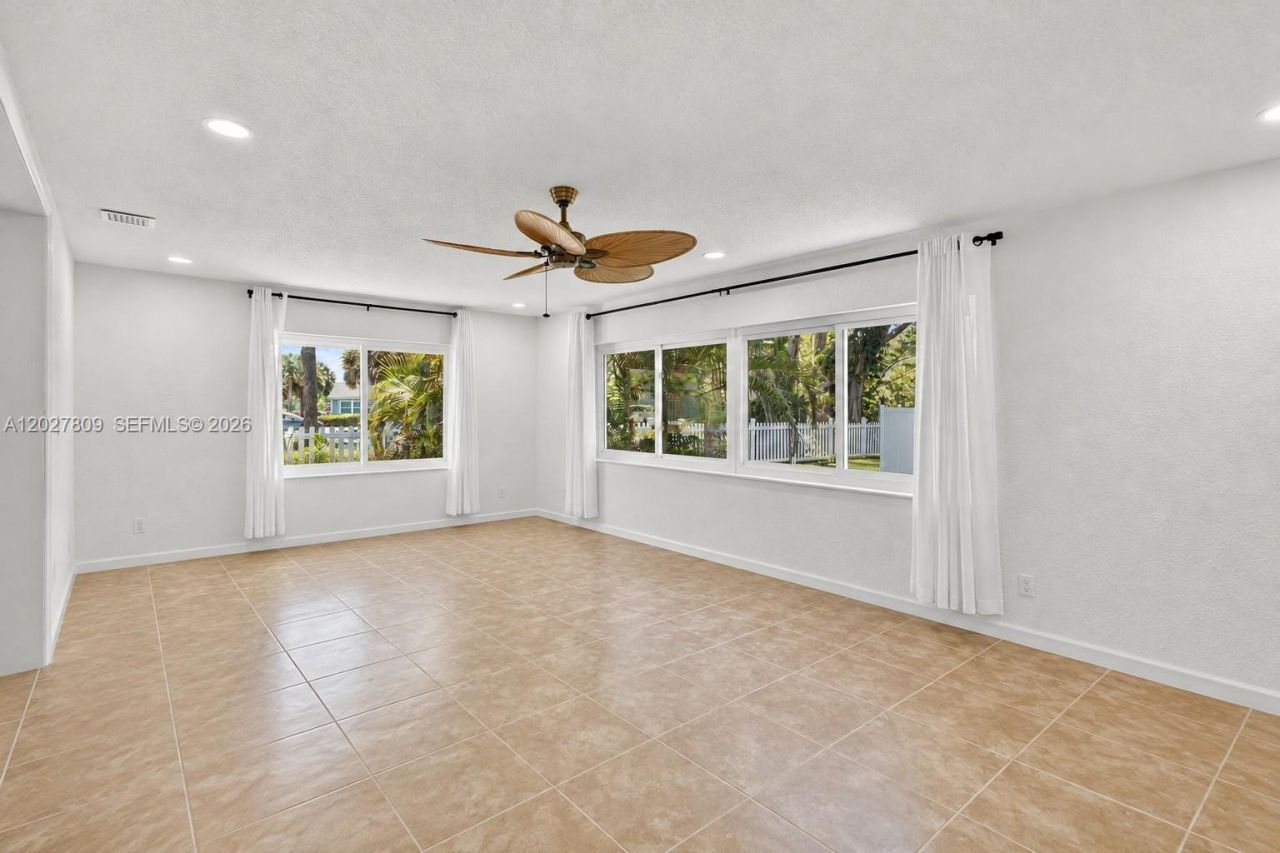 1023 SE 7th St, Stuart, FL 34996 Photo