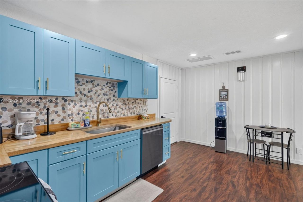 1023 SE 7th St, Stuart, FL 34996 Photo