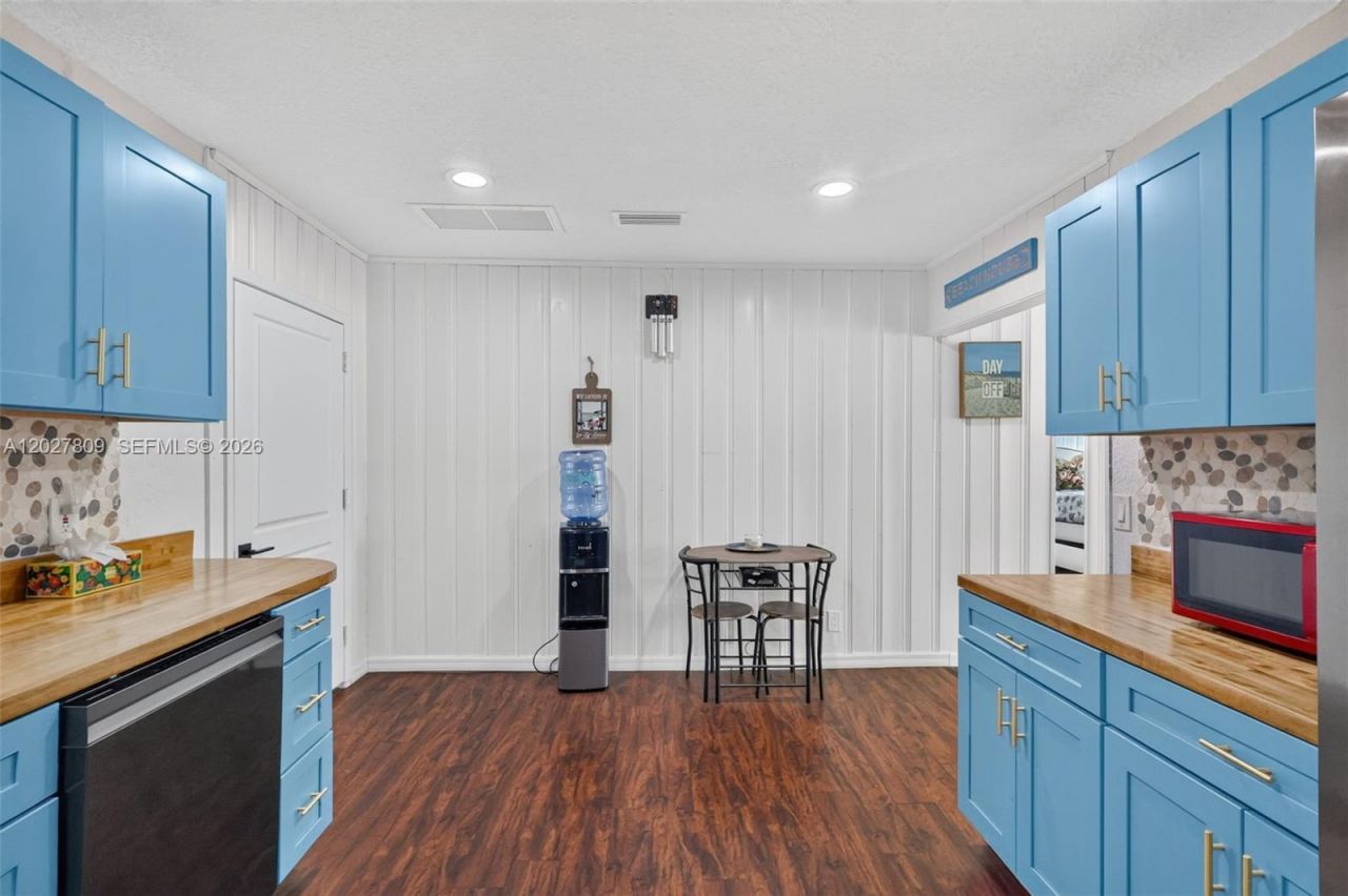 1023 SE 7th St, Stuart, FL 34996 Photo