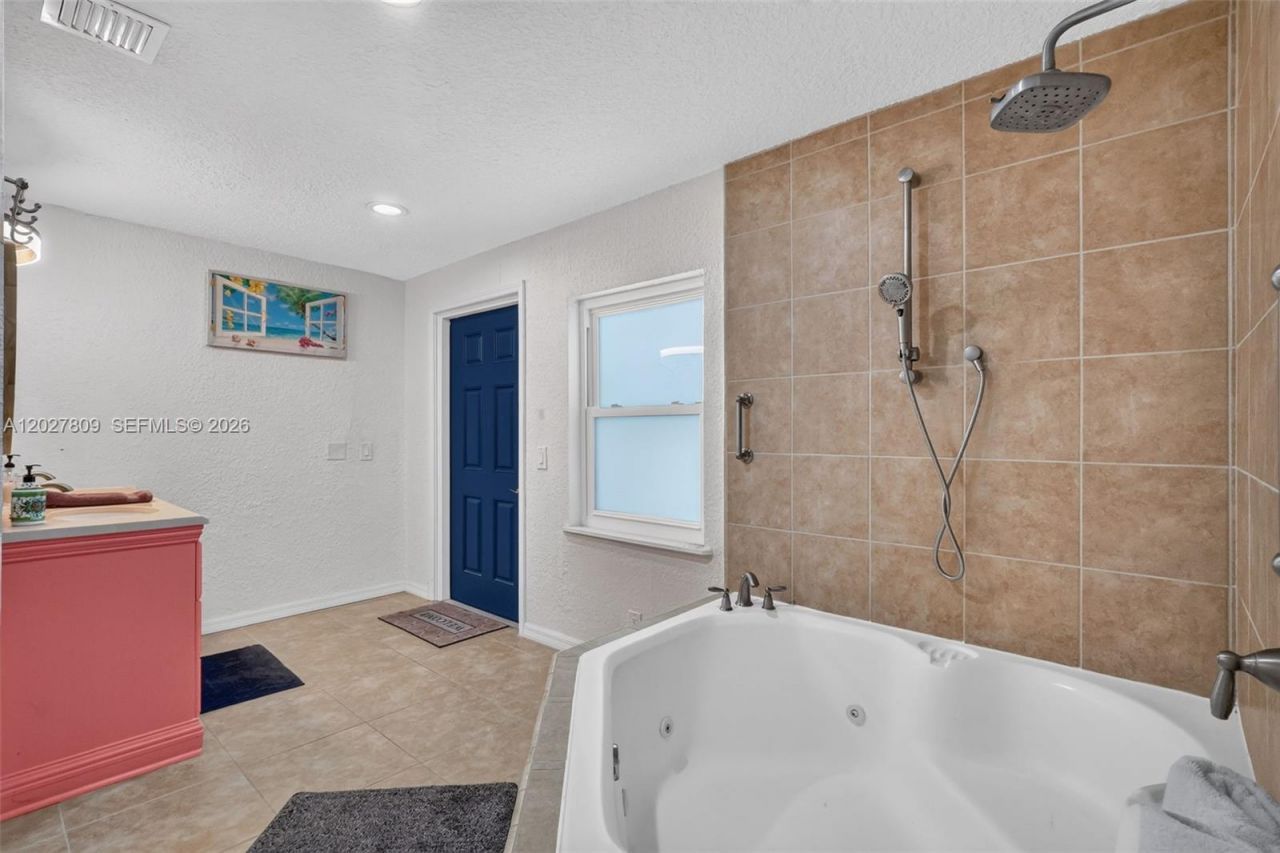 1023 SE 7th St, Stuart, FL 34996 Photo