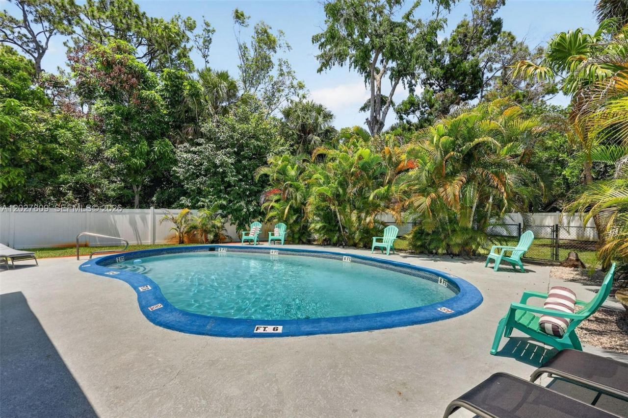 1023 SE 7th St, Stuart, FL 34996 Photo