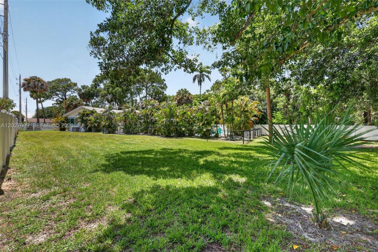 1023 SE 7th St, Stuart, FL 34996 Photo