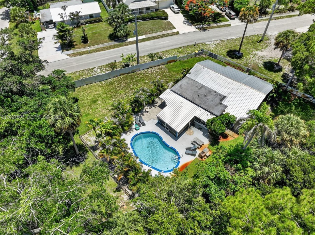 1023 SE 7th St, Stuart, FL 34996 Photo