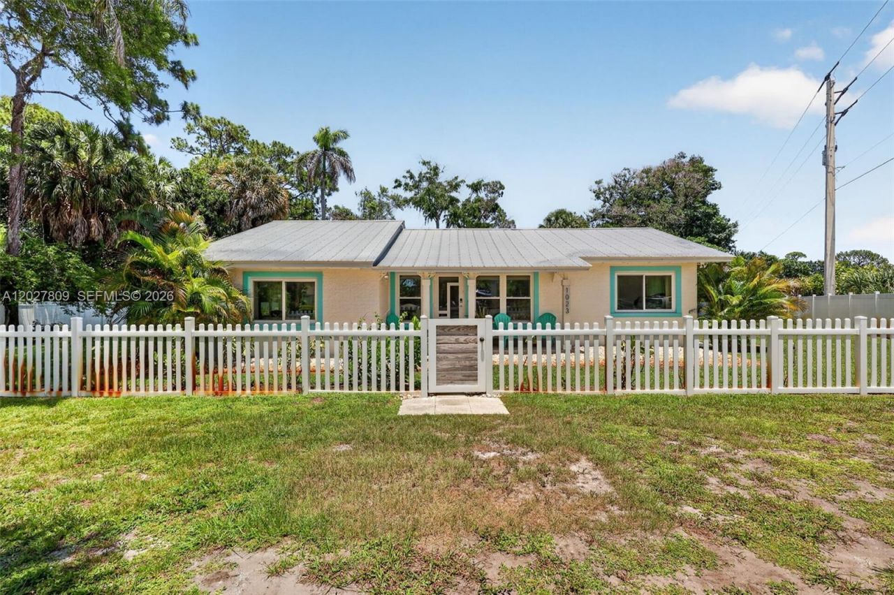 1023 SE 7th St, Stuart, FL 34996 Photo