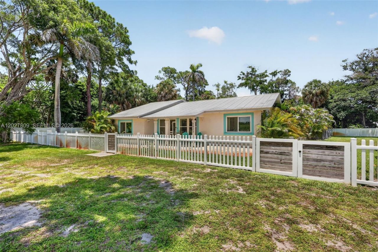 1023 SE 7th St, Stuart, FL 34996 Photo