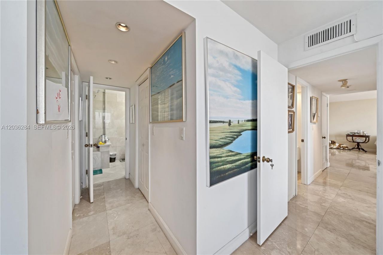 11 Island Ave , Unit 1708, Miami Beach, FL 33139 Photo