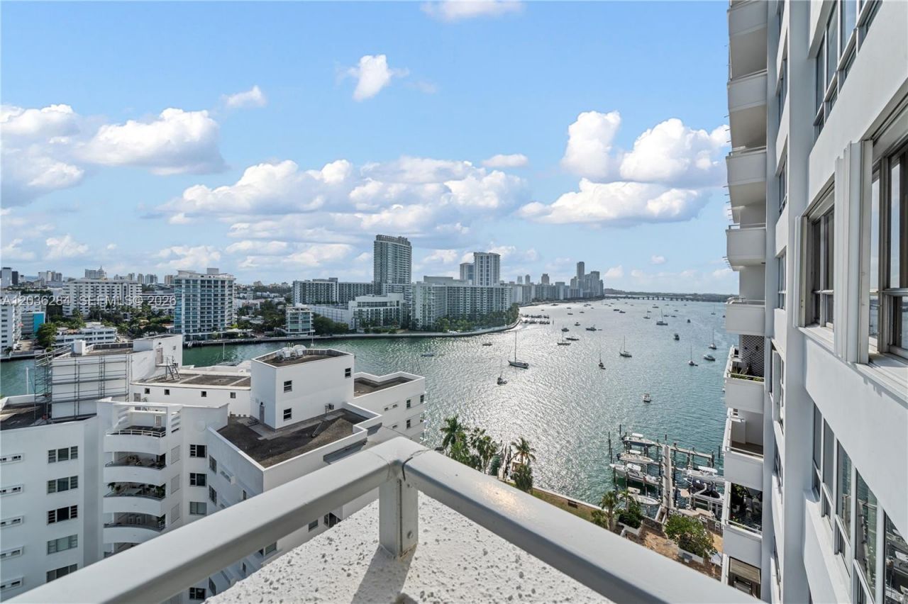 11 Island Ave , Unit 1708, Miami Beach, FL 33139 Photo