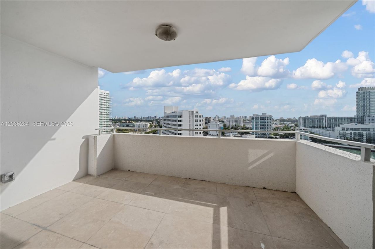 11 Island Ave , Unit 1708, Miami Beach, FL 33139 Photo