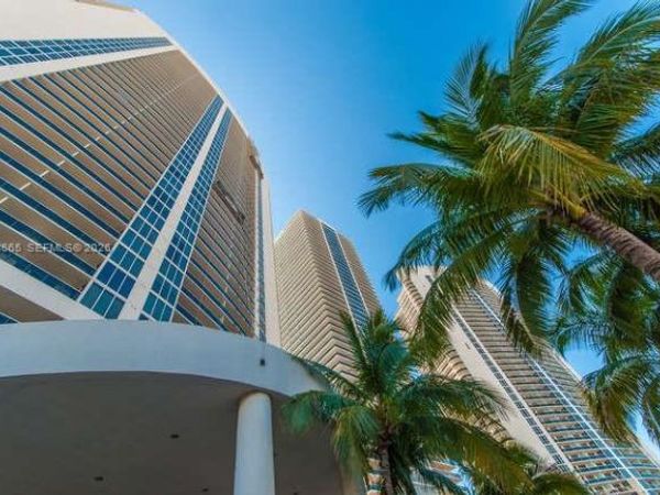 1800 S Ocean Dr, Unit 3103, Hallandale Beach, FL 33009