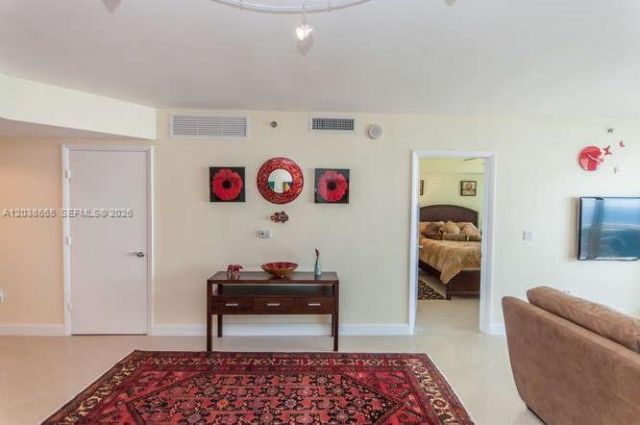 1800 S Ocean Dr, Unit 3103, Hallandale Beach, FL 33009 Photo