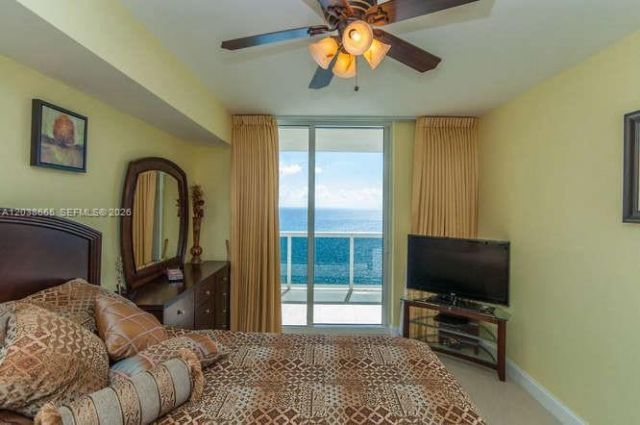 1800 S Ocean Dr, Unit 3103, Hallandale Beach, FL 33009 Photo