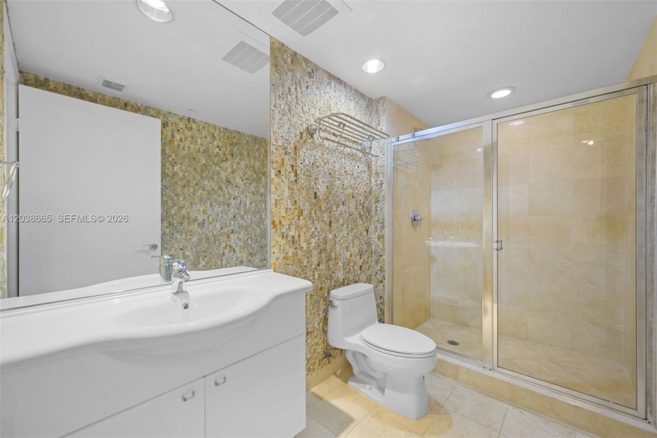 1800 S Ocean Dr, Unit 3103, Hallandale Beach, FL 33009 Photo
