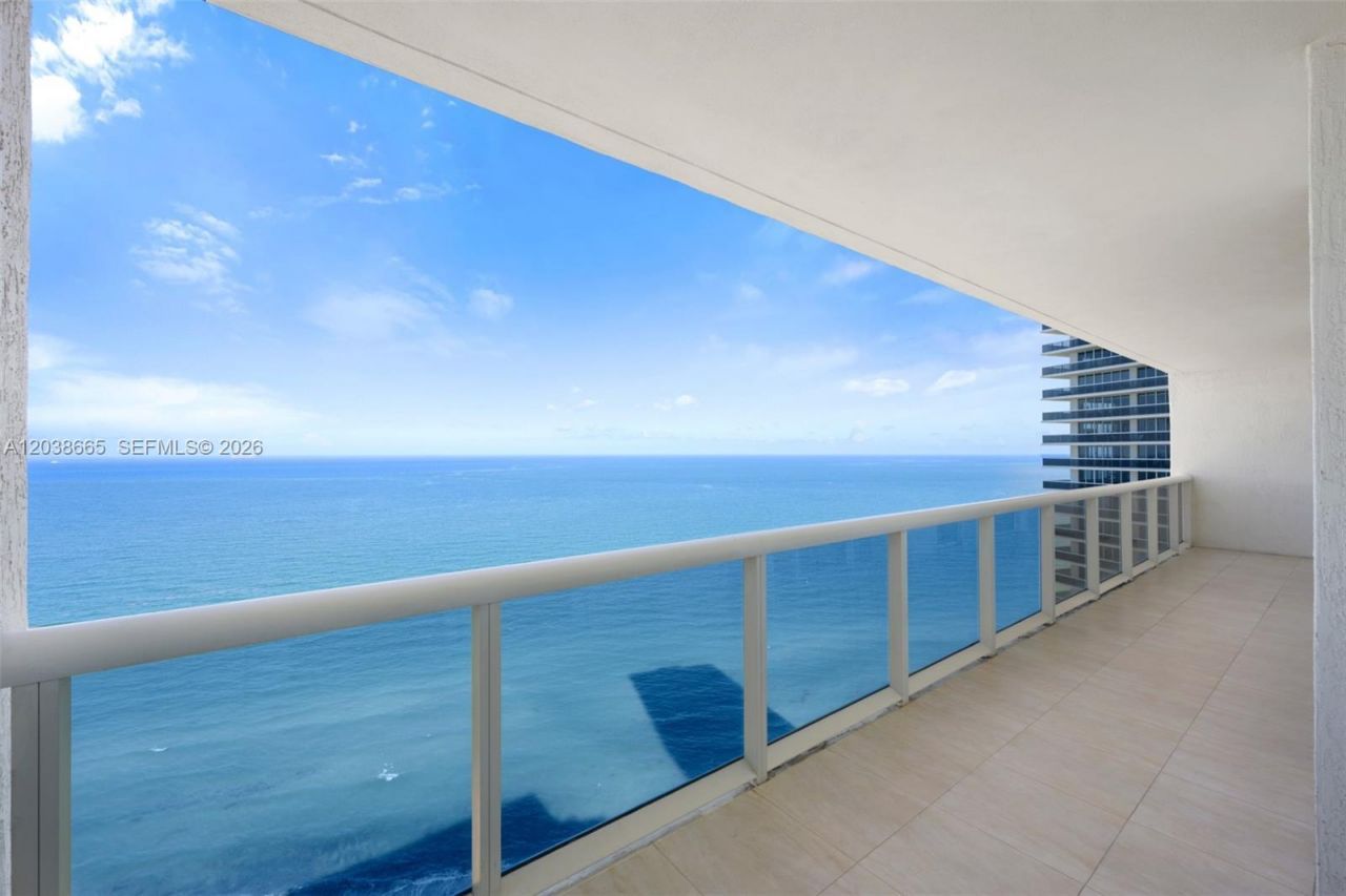 1800 S Ocean Dr, Unit 3103, Hallandale Beach, FL 33009 Photo