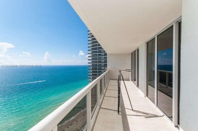1800 S Ocean Dr, Unit 3103, Hallandale Beach, FL 33009 Photo