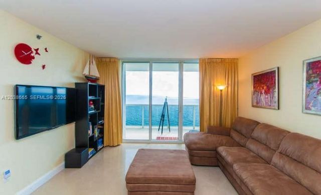 1800 S Ocean Dr, Unit 3103, Hallandale Beach, FL 33009 Photo