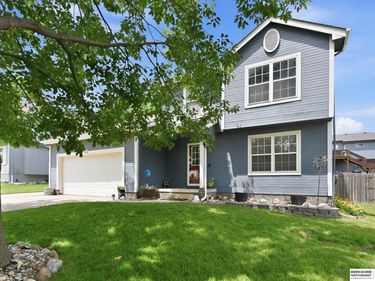 1404 Durham Drive, Papillion, NE 68133