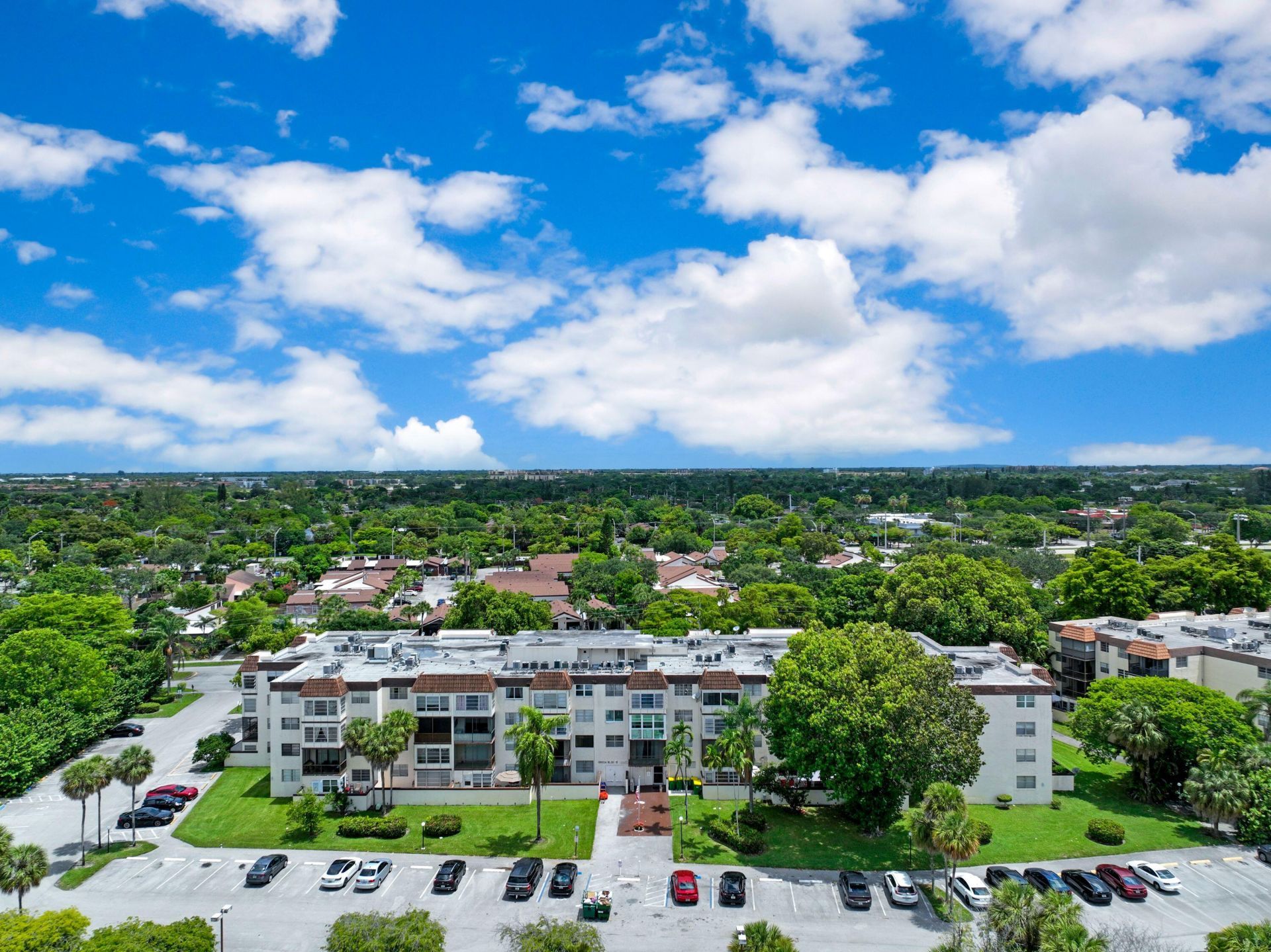 7100 NW 17th Street, Unit 220, Plantation, FL 33313 Photo