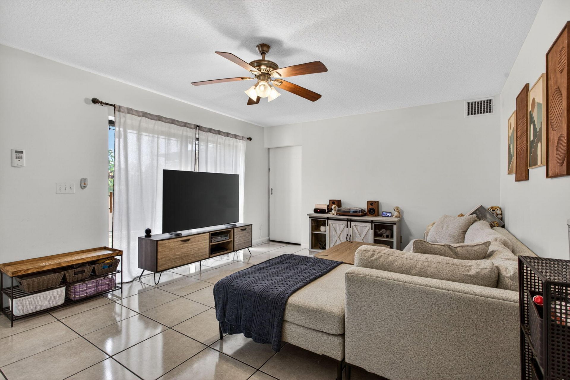 5408 NW 59th Place, Tamarac, FL 33319 Photo