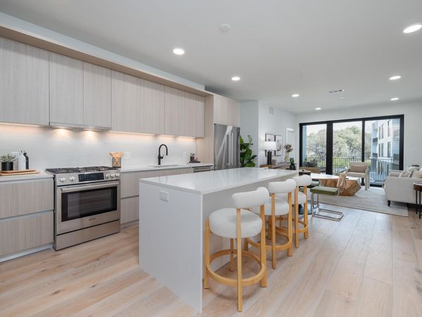 2209 S 1st ST, Unit 237, Austin, TX 78704