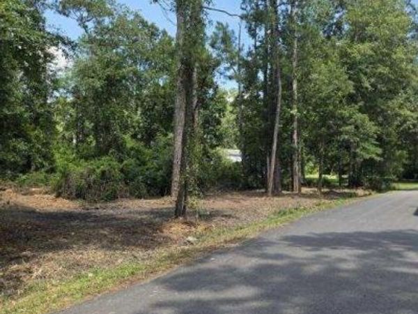 28-B OAK HOLLOW Drive , Hammond, LA 70401
