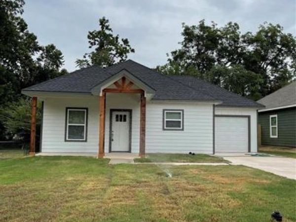 524 W Florence Street, Denison, TX 75020