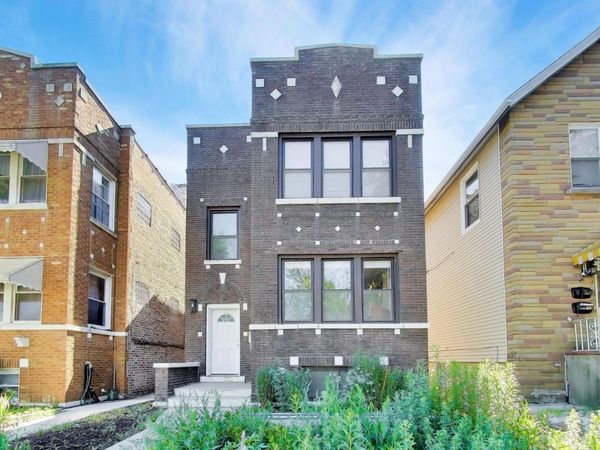 3313 N Kenneth Avenue , Chicago, IL 60641