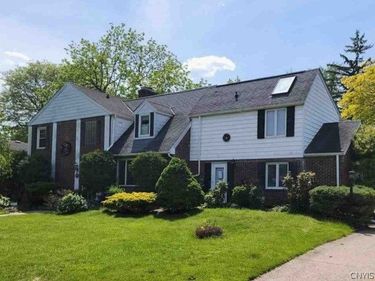 91 Mount Vernon Road, Amherst, NY 14226