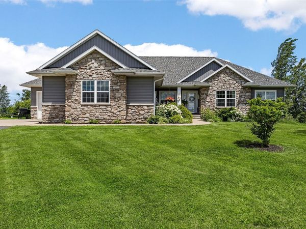 3352 Southridge Drive , Amana, IA 52203