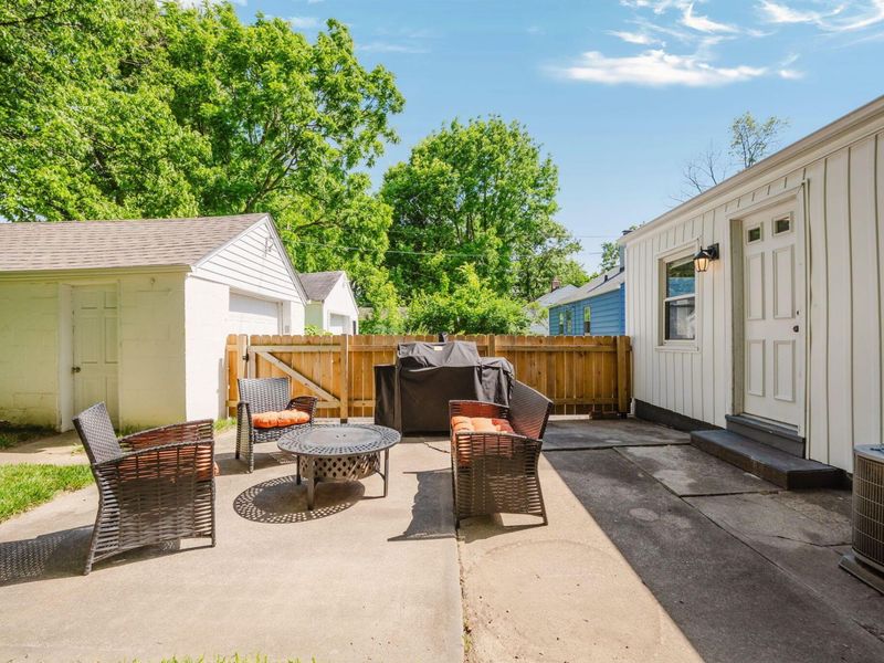 812 S Chesterfield Road, Columbus, OH 43209 Photo 32