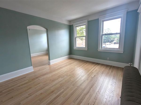 632 Middle Neck Road, Unit 2nd Floor, Great Neck, NY 11023