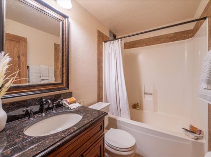 4063 Coyote Fork, Truckee, CA 96161 Photo