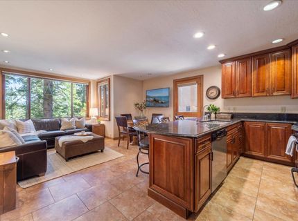 4063 Coyote Fork, Truckee, CA 96161 Photo