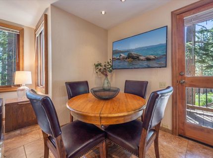4063 Coyote Fork, Truckee, CA 96161 Photo