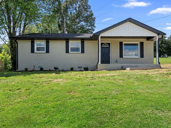 3776 John Taylor Rd, Woodlawn, TN 37191