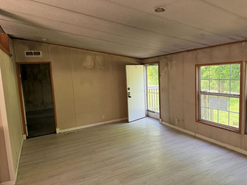 305 Gills Branch Road, Owenton, KY 40359 Photo 4