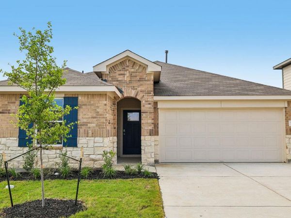 195 Mustang Lake CIR, Buda, TX 78610