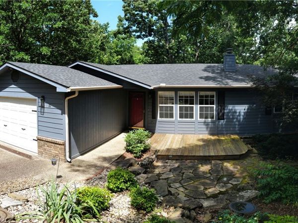 10 Wimborne Lane , Bella Vista, AR 72715