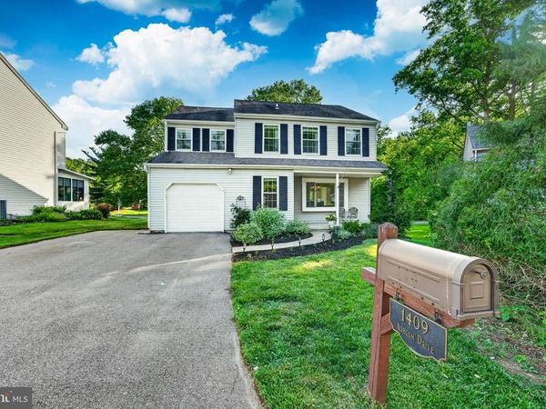 1409 ASHCOM DRIVE, DOWNINGTOWN, PA 19335