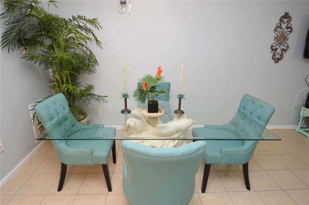 12760 Indian Rocks Road, Unit 570, Largo, FL 33774 Photo
