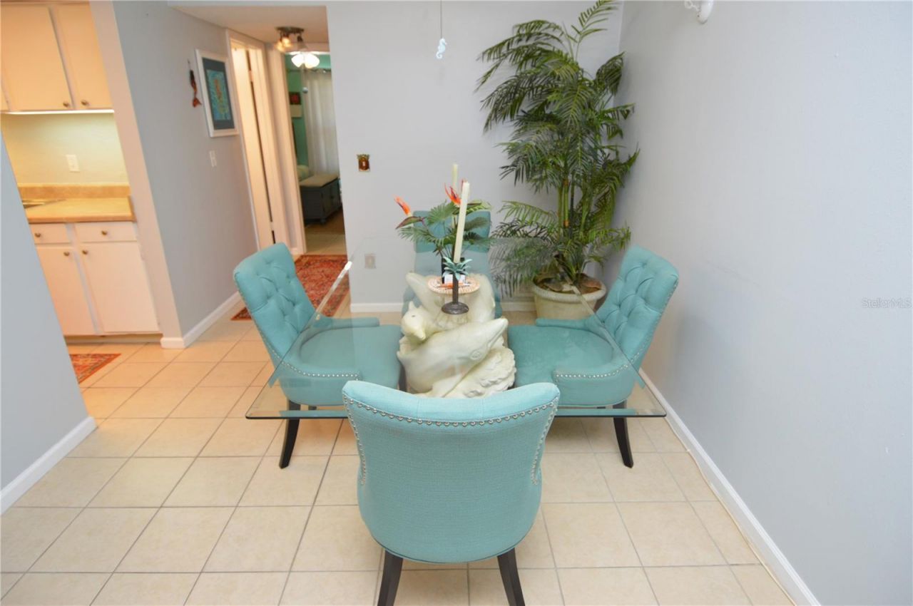 12760 Indian Rocks Road, Unit 570, Largo, FL 33774 Photo