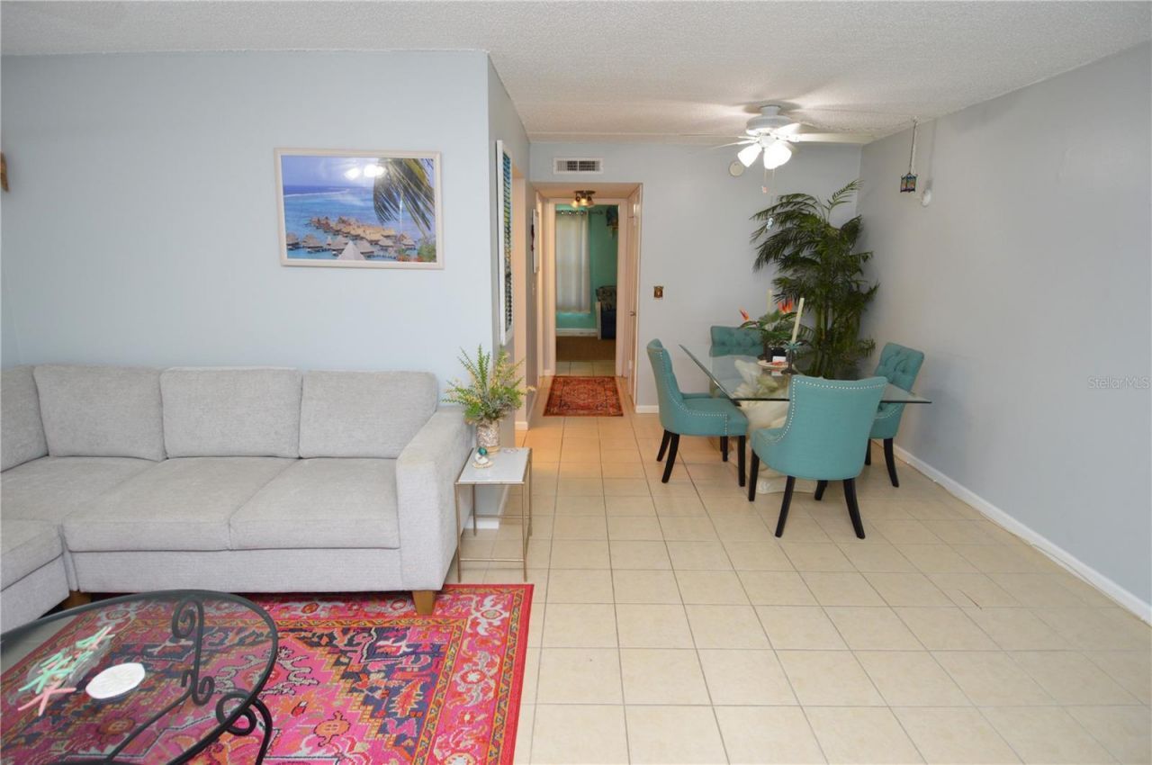 12760 Indian Rocks Road, Unit 570, Largo, FL 33774 Photo