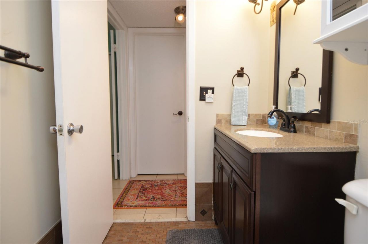 12760 Indian Rocks Road, Unit 570, Largo, FL 33774 Photo