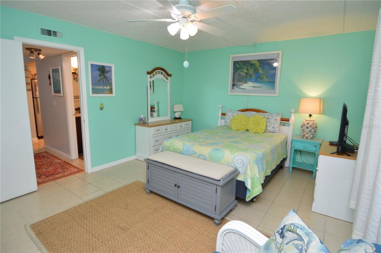12760 Indian Rocks Road, Unit 570, Largo, FL 33774 Photo