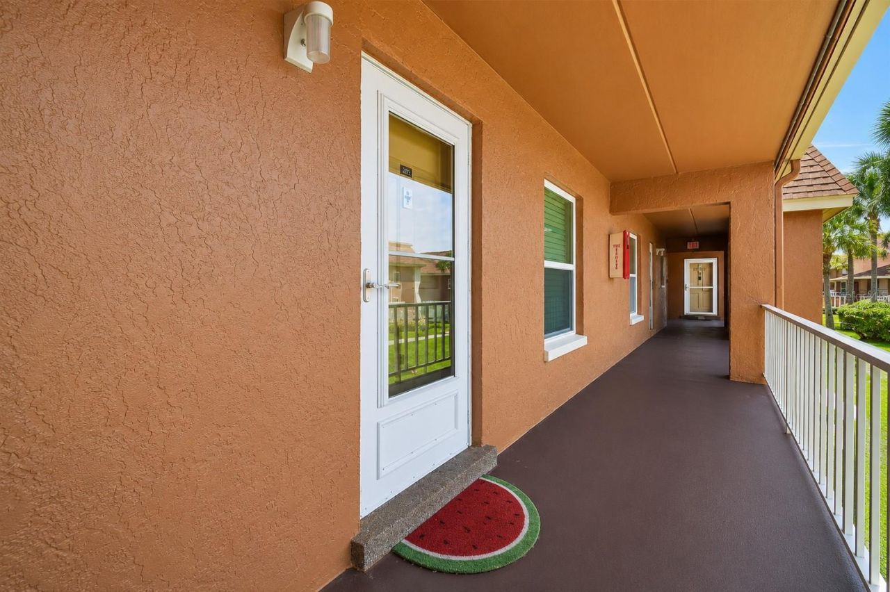 12760 Indian Rocks Road, Unit 570, Largo, FL 33774 Photo