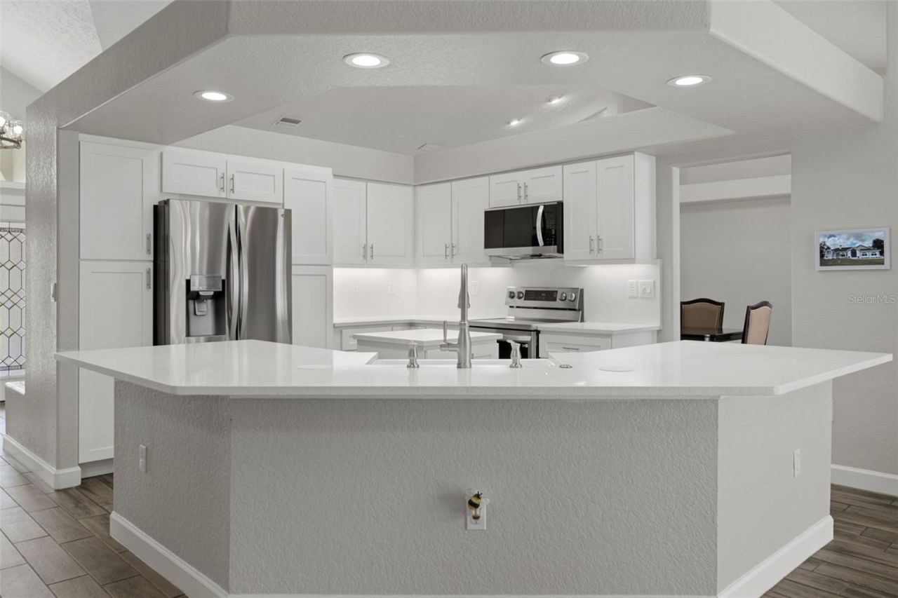 4200 W Pine Ridge Boulevard, Beverly Hills, FL 34465 Photo