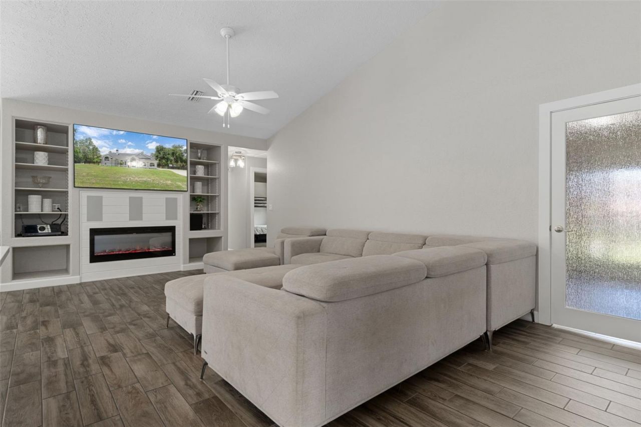 4200 W Pine Ridge Boulevard, Beverly Hills, FL 34465 Photo
