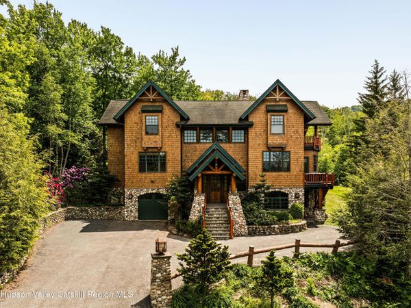 6 White Way, Windham, NY 12496