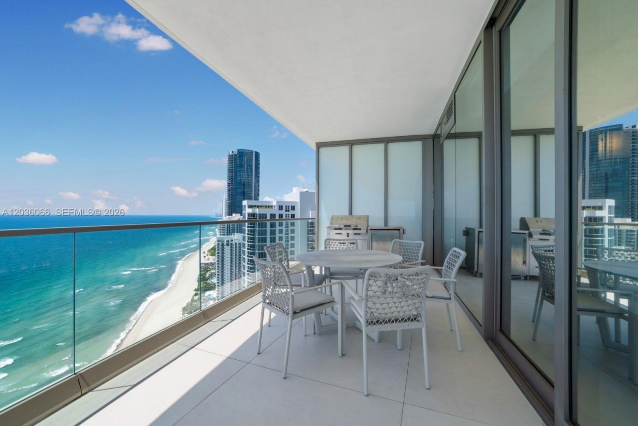 18975 Collins Ave , Unit 3000, Sunny Isles Beach, FL 33160 Photo