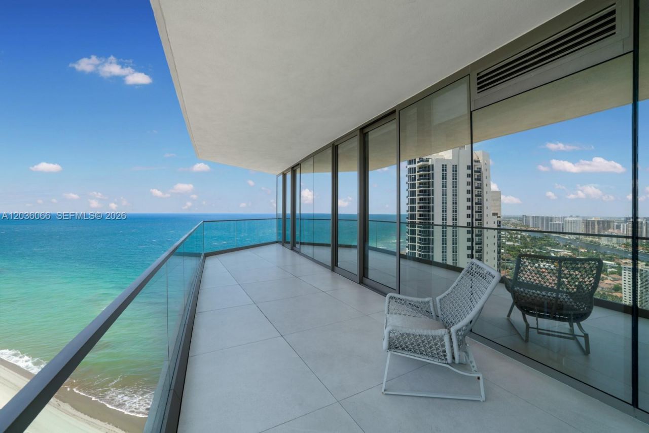 18975 Collins Ave , Unit 3000, Sunny Isles Beach, FL 33160 Photo
