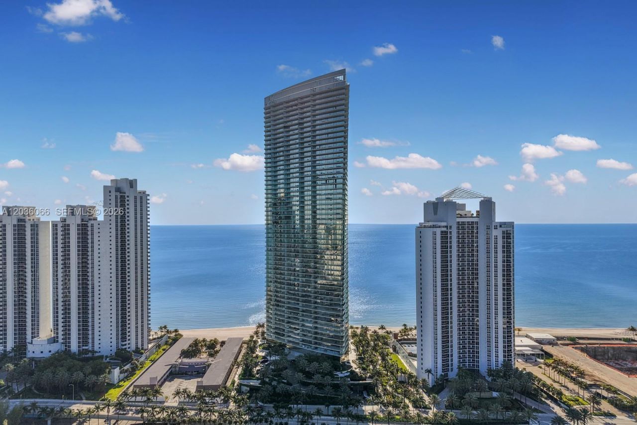 18975 Collins Ave , Unit 3000, Sunny Isles Beach, FL 33160 Photo